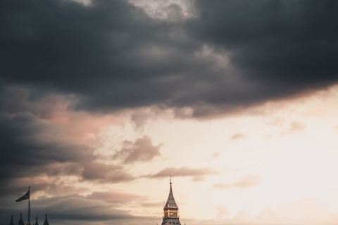 公司正式在英国成立