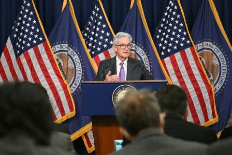 今年降息无望？FOMC会议纪要比鲍威尔还鹰！