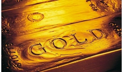 金价暴跌之际，高盛“坚定看涨”：维持明年底4900美元目标价，甚至有“上行风险” ...